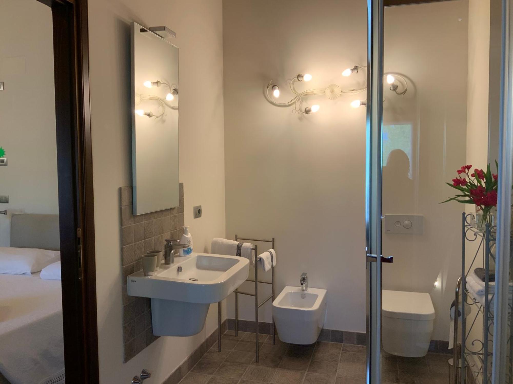 Borgo Palazzo Steffaneo Bed & Breakfast San Vito al Torre Eksteriør bilde